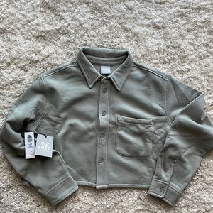 [BRAND NEW] Tna Cozy Fleece Boyfriend Cropped Button-Up